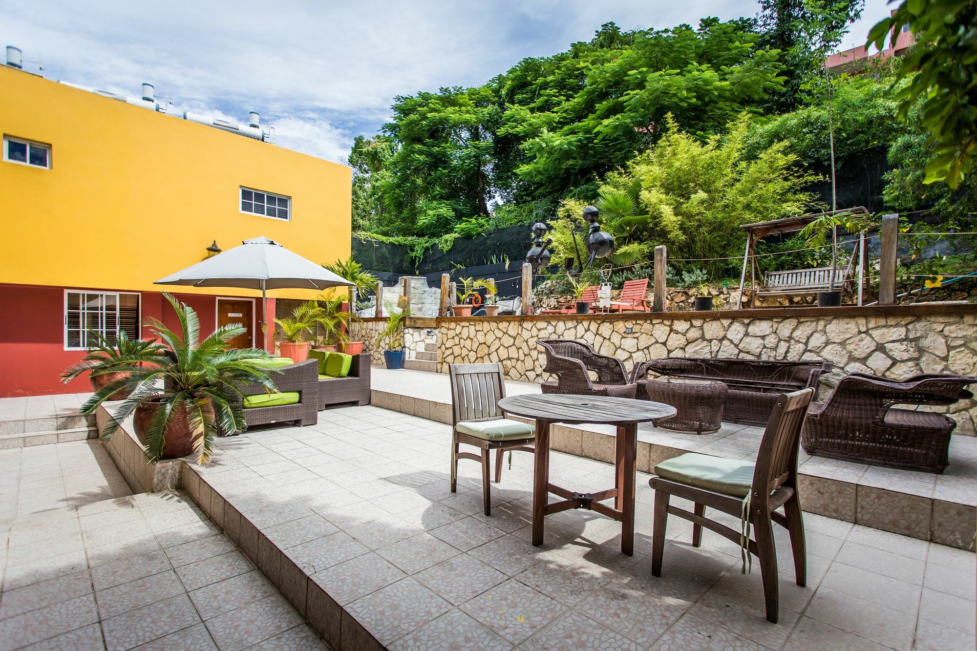 Altamont West Hotel Бухта Монтего Экстерьер фото